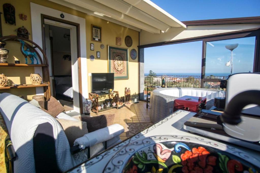Villa Gusmano Piedimonte Etneo Habitación foto